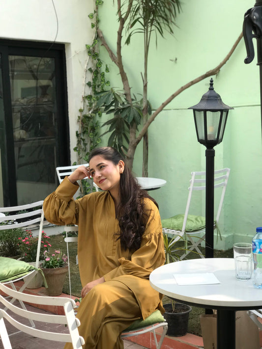 𝐀𝐦𝐛𝐞𝐫𝐠𝐨𝐥𝐝 - Luxury 2 Pcs Suit